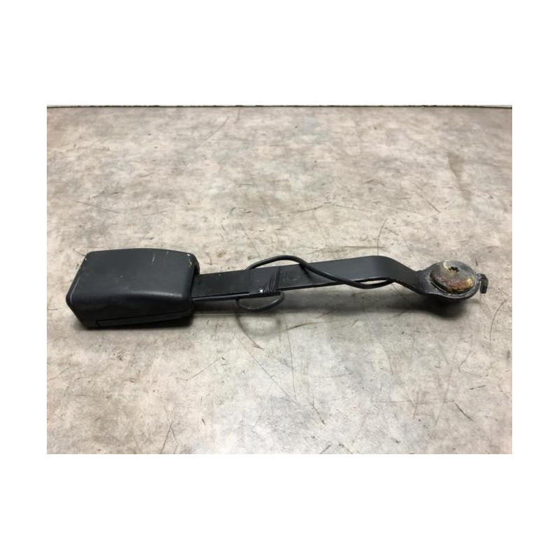 Attache ceinture avant gauche RENAULT CLIO 4 PHASE 2 d’occasion