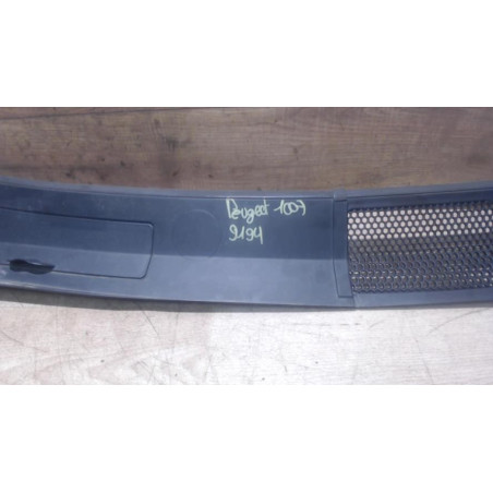 Baie de pare brise PEUGEOT 1007 d’occasion