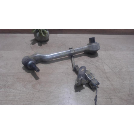 Bras de suspension superieur avant gauche BMW SERIE 1 E87 PHASE 1 d’occasion