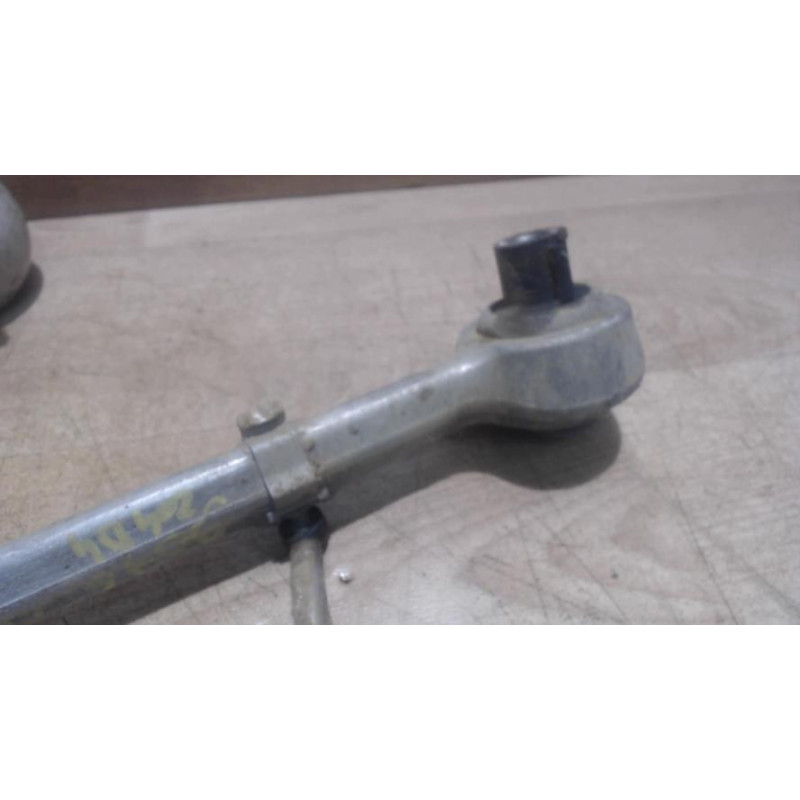 Bras de suspension superieur avant gauche BMW SERIE 1 E87 PHASE 1 d’occasion