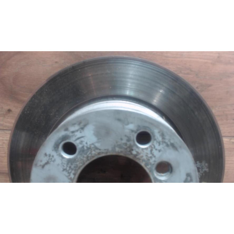 Disque arriere gauche (freinage) BMW SERIE 1 E87 PHASE 1 d’occasion