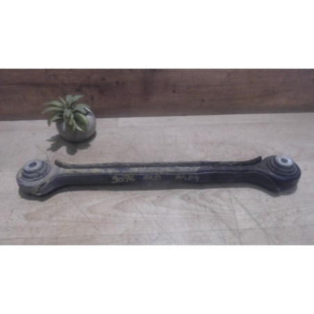 Bras de suspension superieur arriere droit BMW SERIE 1 E87 PHASE 1 d’occasion