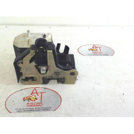 Serrure avant gauche RENAULT CLIO II PHASE 3 d’occasion