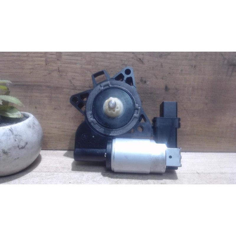 Moteur leve vitre avant droit MAZDA 6 1 PHASE 1 d’occasion