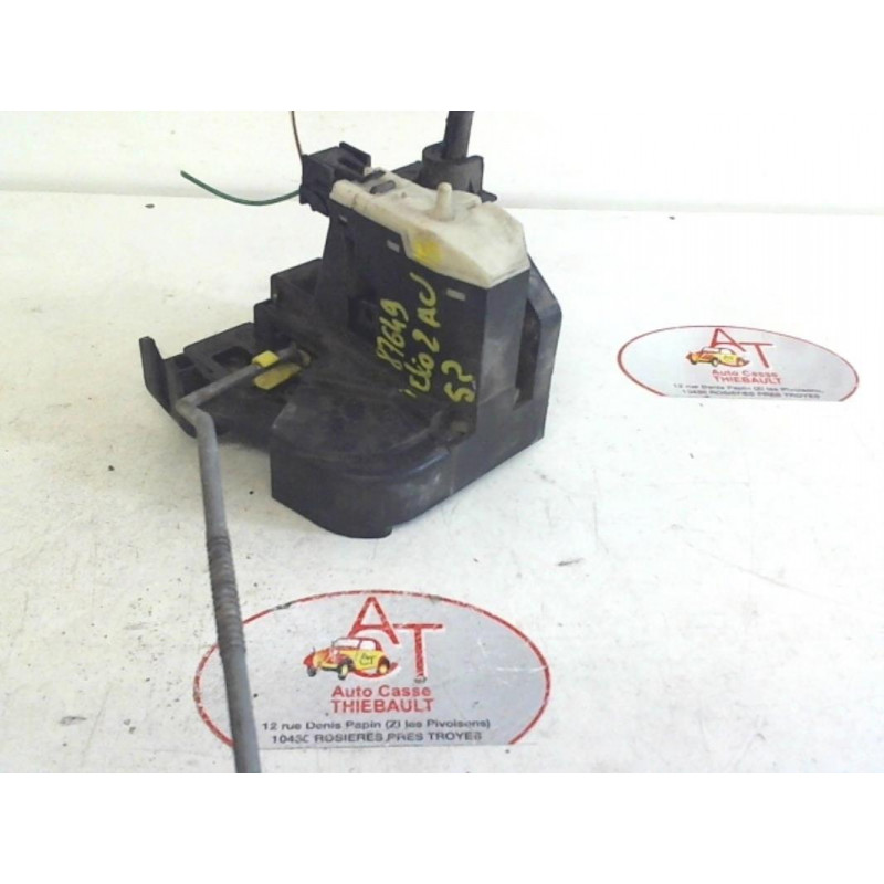 Serrure avant gauche RENAULT CLIO II PHASE 2 d’occasion