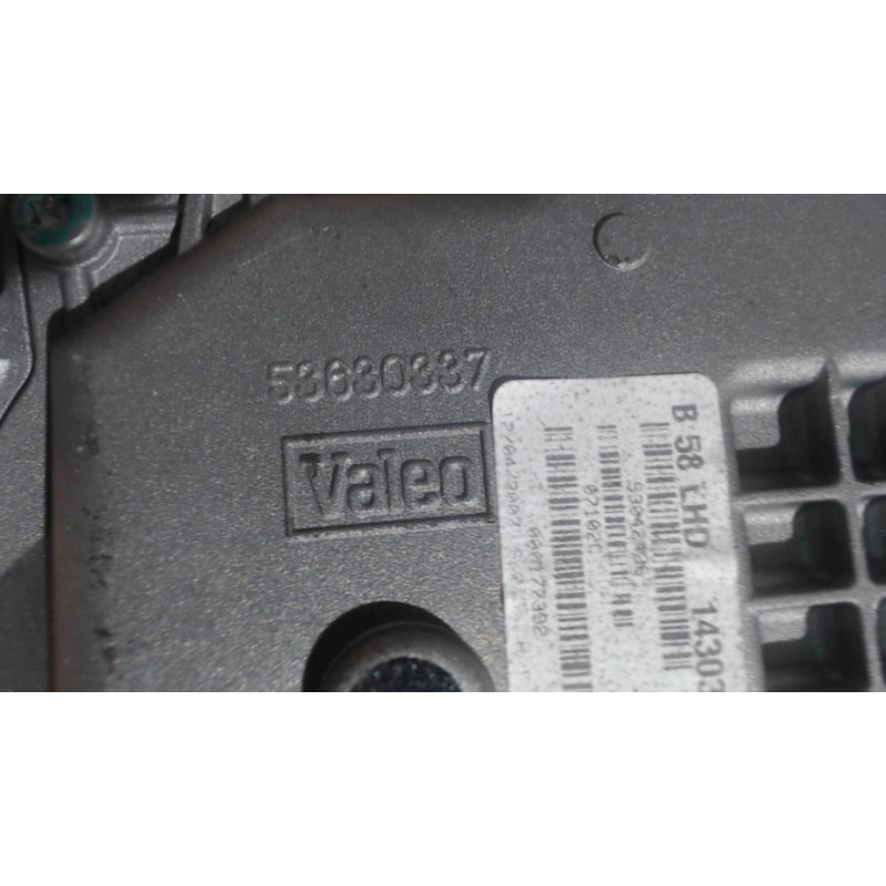 Moteur essuie glace avant droit CITROEN C4 PICASSO 1 d’occasion