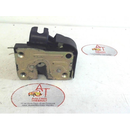 Serrure avant gauche RENAULT CLIO II PHASE 2 d’occasion