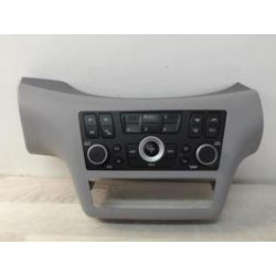 Commande autoradio NISSAN ALMERA TINO PHASE 2 d’occasion