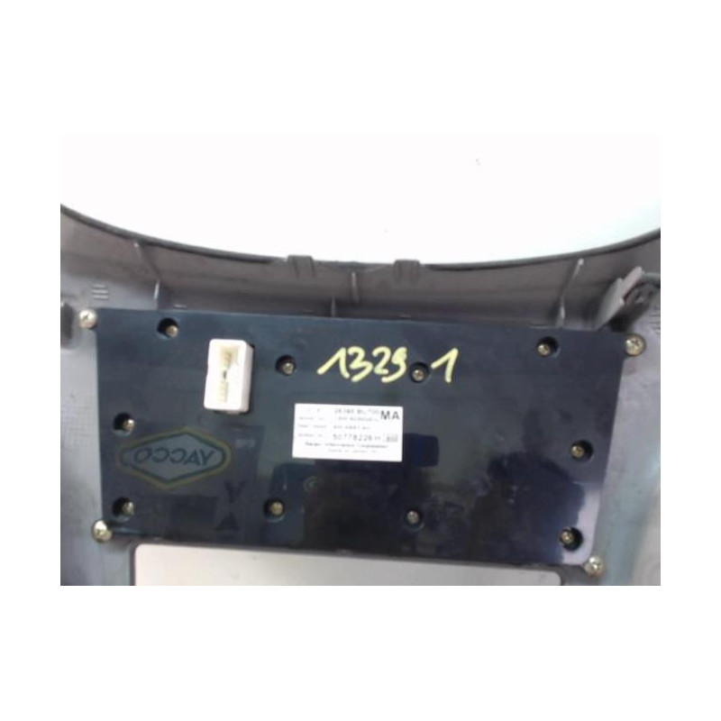 Commande autoradio NISSAN ALMERA TINO PHASE 2 d’occasion