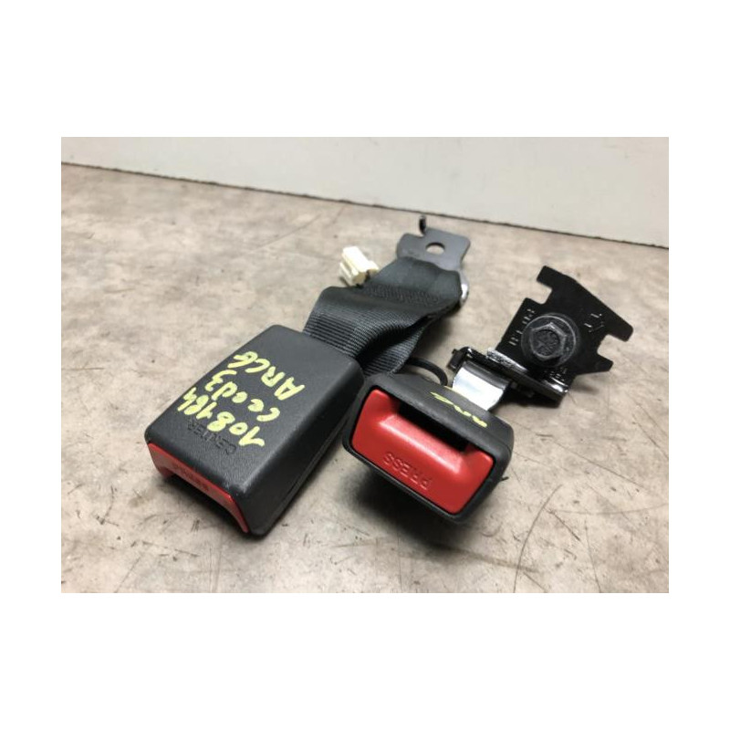 Attache ceinture arriere gauche KIA CEE-D 3 PHASE 1 d’occasion