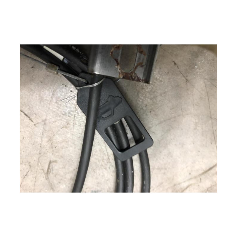 Cable ouverture capot NISSAN 350 Z CABRIOLET d’occasion