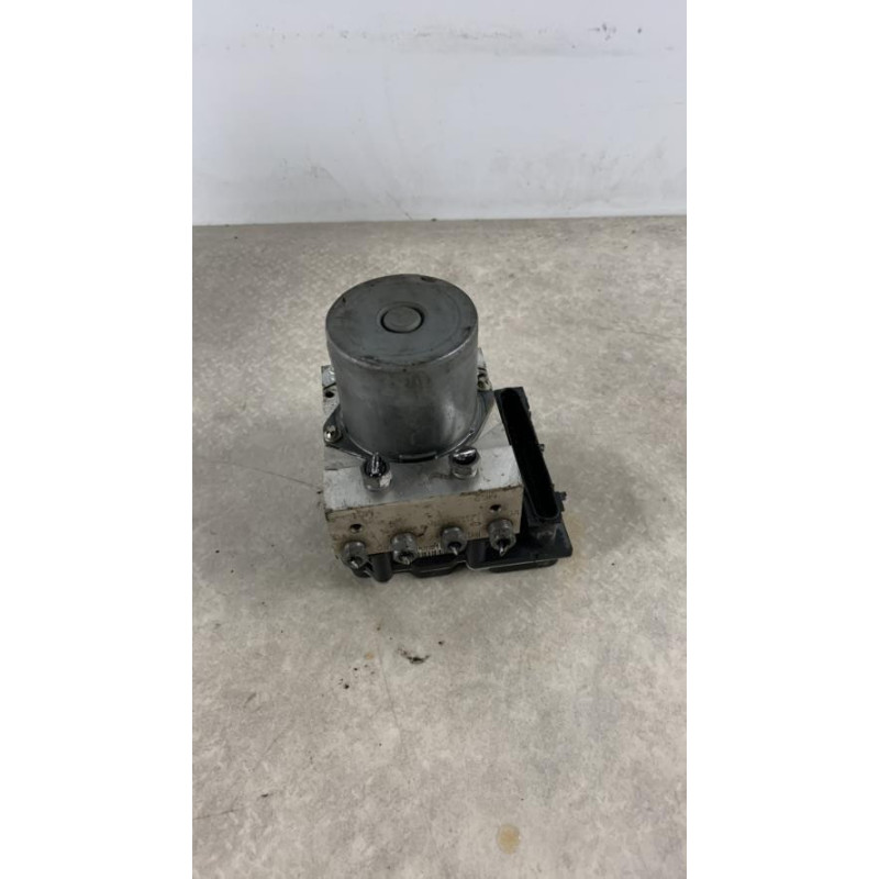 Bloc ABS (freins anti-blocage) CITROEN C4 1 PHASE 1 COUPE d’occasion