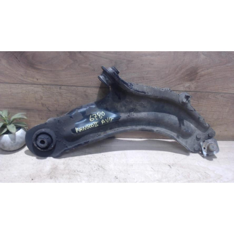 Triangle avant gauche RENAULT MEGANE 1 PHASE 2 d’occasion