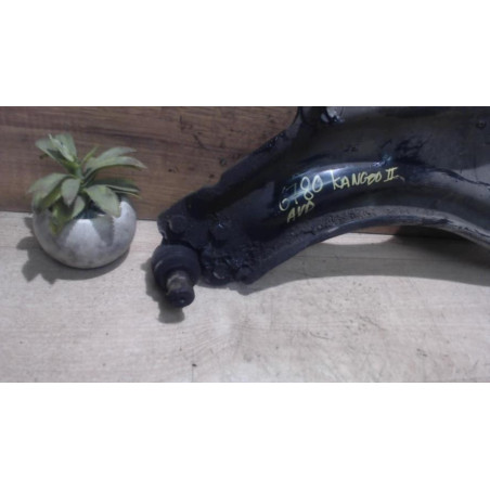 Triangle avant droit RENAULT MEGANE 1 PHASE 2 d’occasion