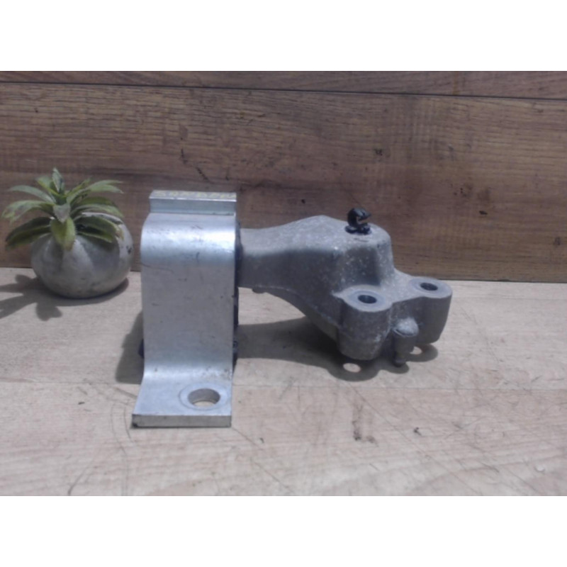 Support moteur RENAULT CLIO 1 PHASE 3 d’occasion
