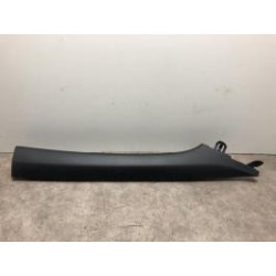 Garniture laterale arriere droite KIA CEE-D 3 PHASE 1 d’occasion