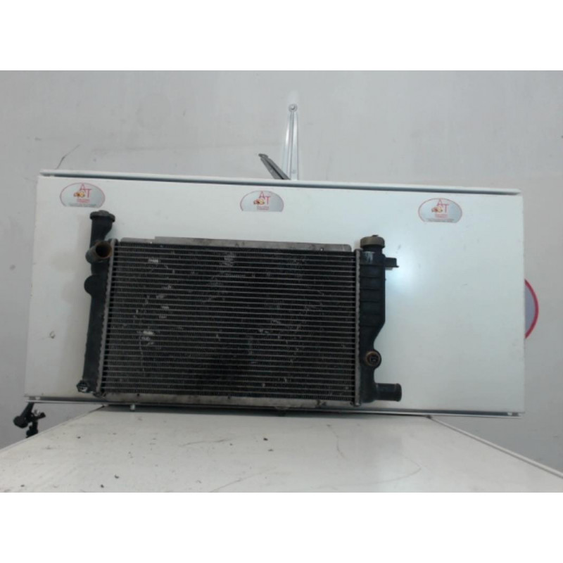 Radiateur eau PEUGEOT 205 PH1 BERLINE (741A/C) XL/XR d’occasion