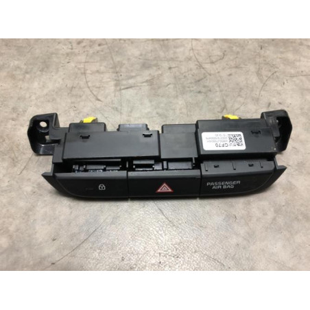 Bouton de warning KIA CEE-D 3 PHASE 1 d’occasion