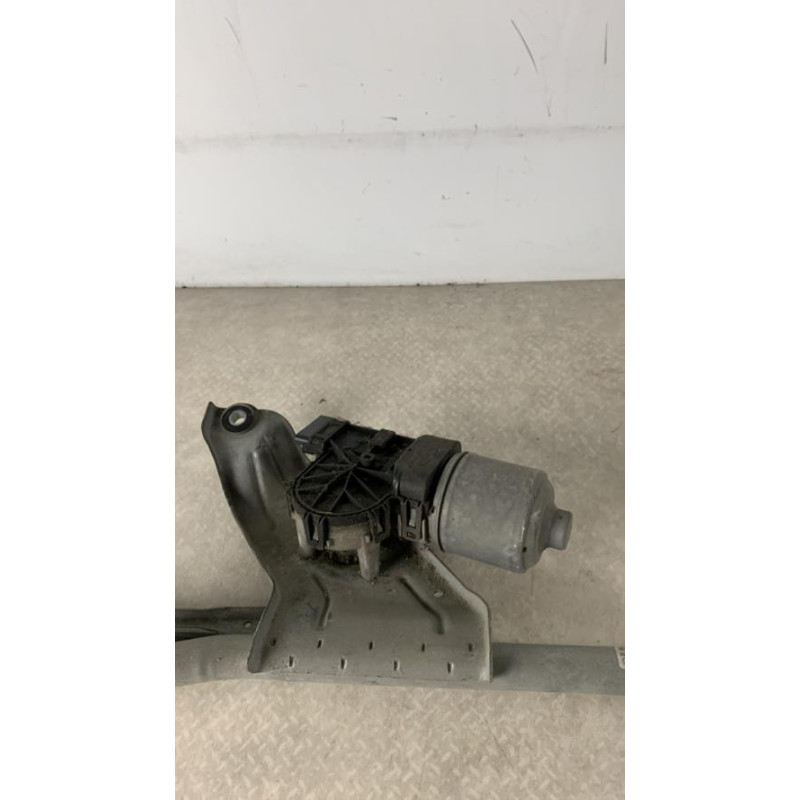 Moteur essuie glace avant DACIA SANDERO 1 d’occasion