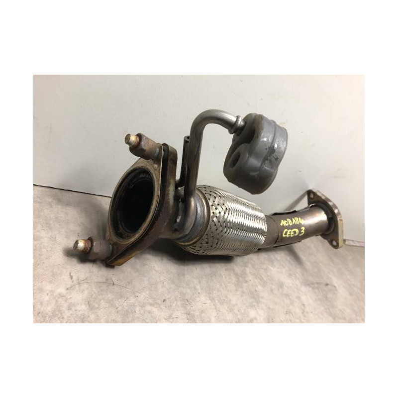 Tube avant (echappement) KIA CEE-D 3 PHASE 1 d’occasion