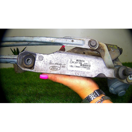 Moteur essuie glace avant FORD FIESTA 6 PHASE 2 d’occasion