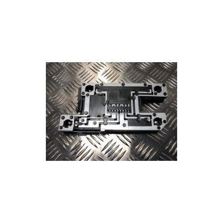 Platine feu arriere droit RENAULT CLIO 1 PHASE 3 d’occasion
