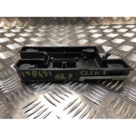 Platine feu arriere droit RENAULT CLIO 1 PHASE 3 d’occasion