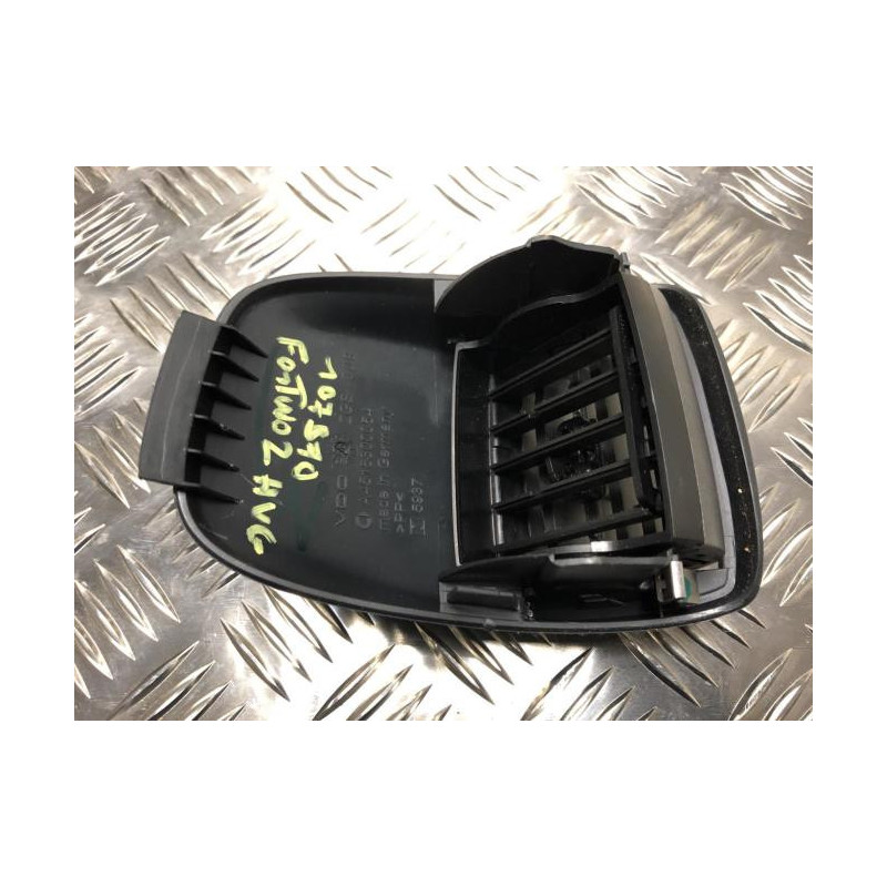 Aerateur tableau de bord avant gauche SMART FORTWO 2 COUPE d’occasion