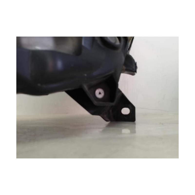 Optique avant principal gauche (feux)(phare) RENAULT CLIO 3 PHASE 2 BREAK d’occasion