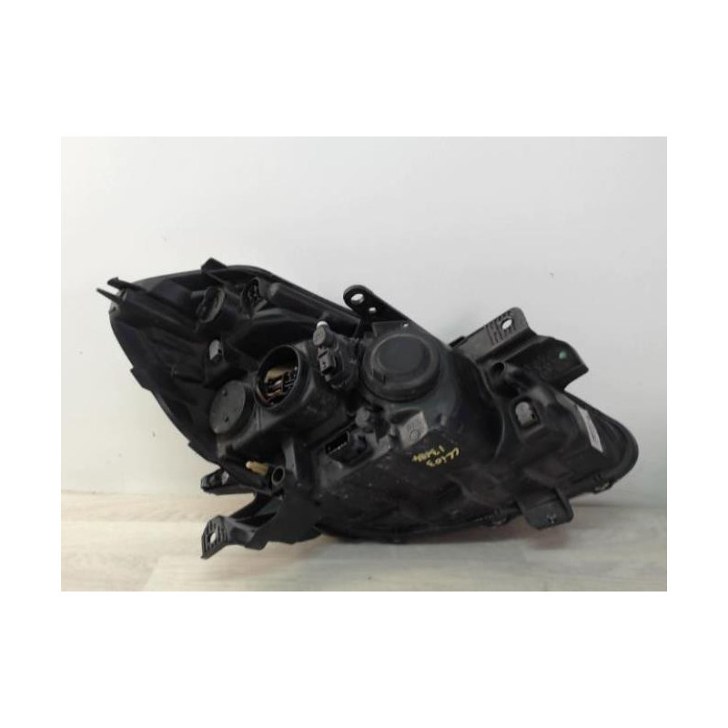 Optique avant principal gauche (feux)(phare) RENAULT CLIO 3 PHASE 2 BREAK d’occasion