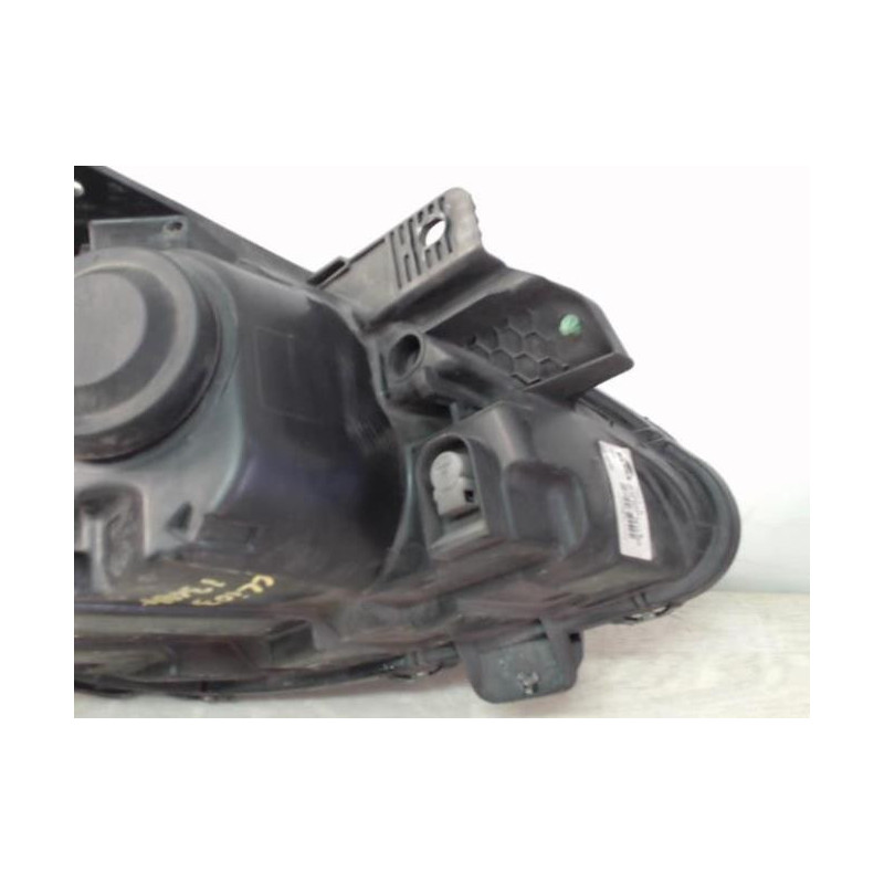Optique avant principal gauche (feux)(phare) RENAULT CLIO 3 PHASE 2 BREAK d’occasion