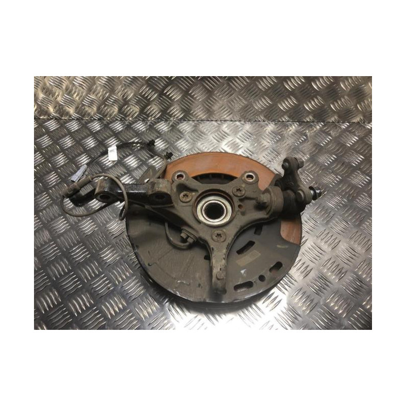 Fusee avant droit KIA CEE-D 3 PHASE 1 d’occasion