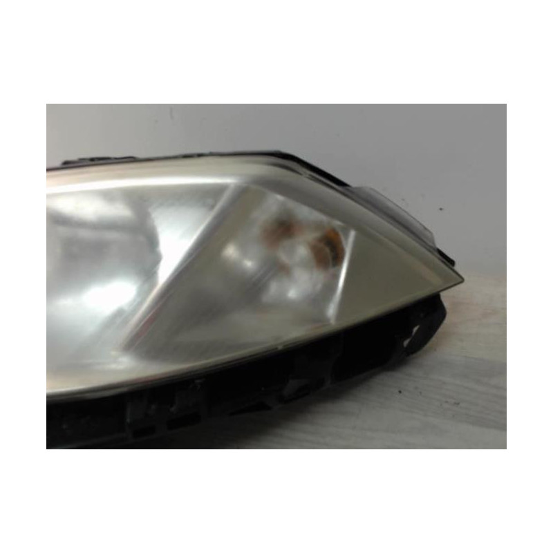 Optique avant principal gauche (feux)(phare) RENAULT MEGANE 2 PHASE 1 BREAK d’occasion