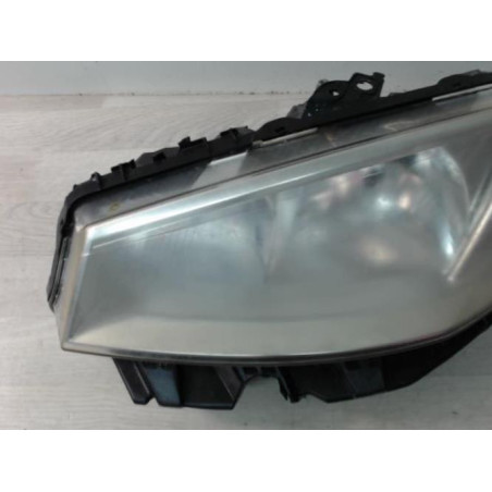 Optique avant principal gauche (feux)(phare) RENAULT MEGANE 2 PHASE 1 BREAK d’occasion