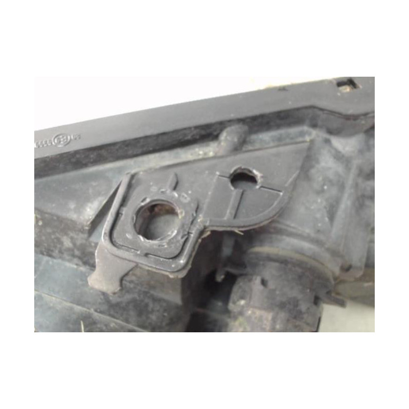 Optique avant principal gauche (feux)(phare) RENAULT MEGANE 2 PHASE 1 BREAK d’occasion