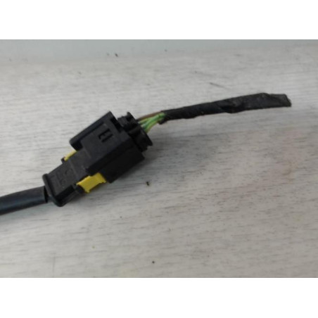 Attache ceinture arriere centrale PEUGEOT 207 PHASE 1 d’occasion