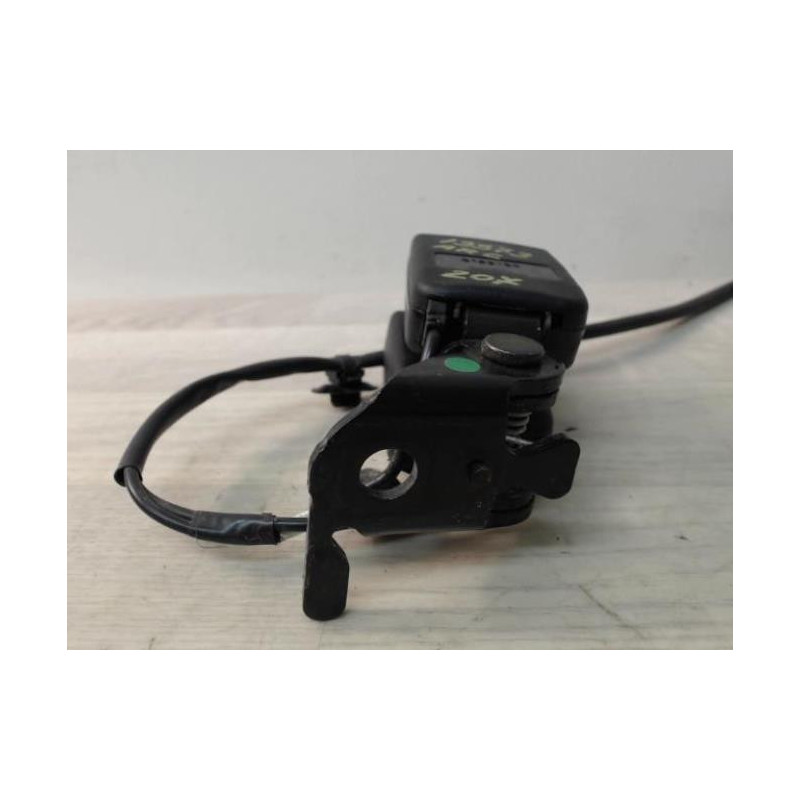Attache ceinture arriere centrale PEUGEOT 207 PHASE 1 d’occasion