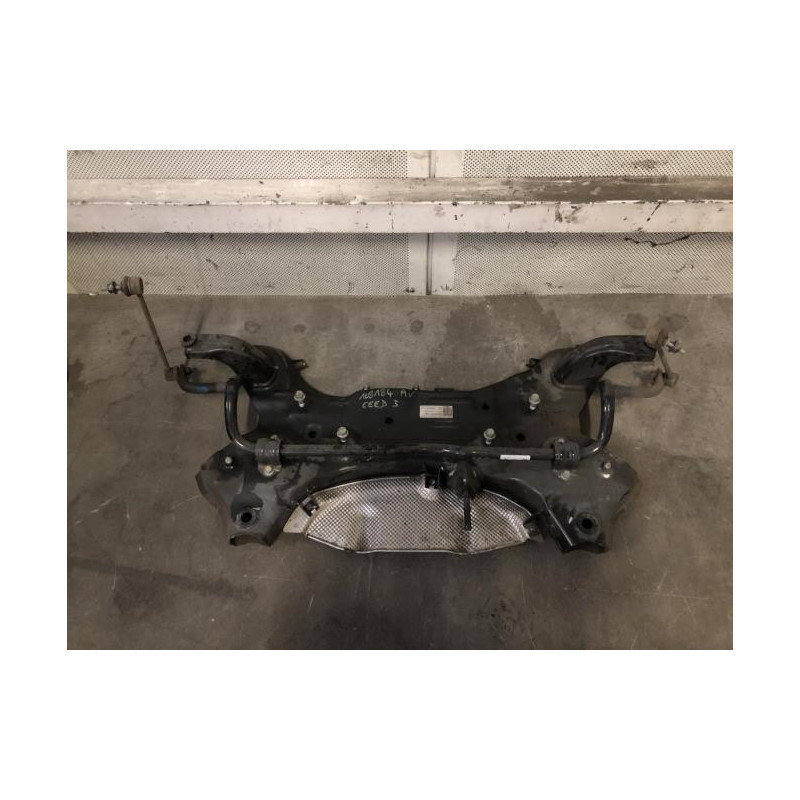Berceau avant KIA CEE-D 3 PHASE 1 d’occasion