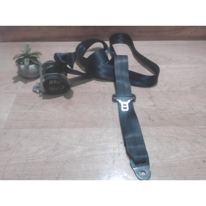 Ceinture arriere gauche DACIA SANDERO 1 d’occasion