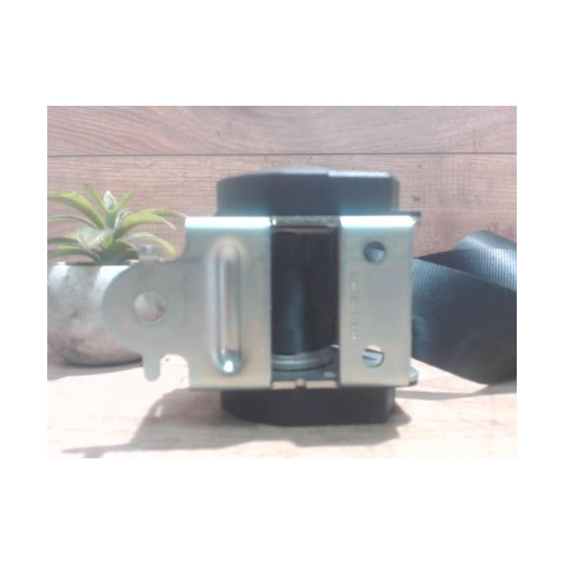 Ceinture arriere gauche DACIA SANDERO 1 d’occasion