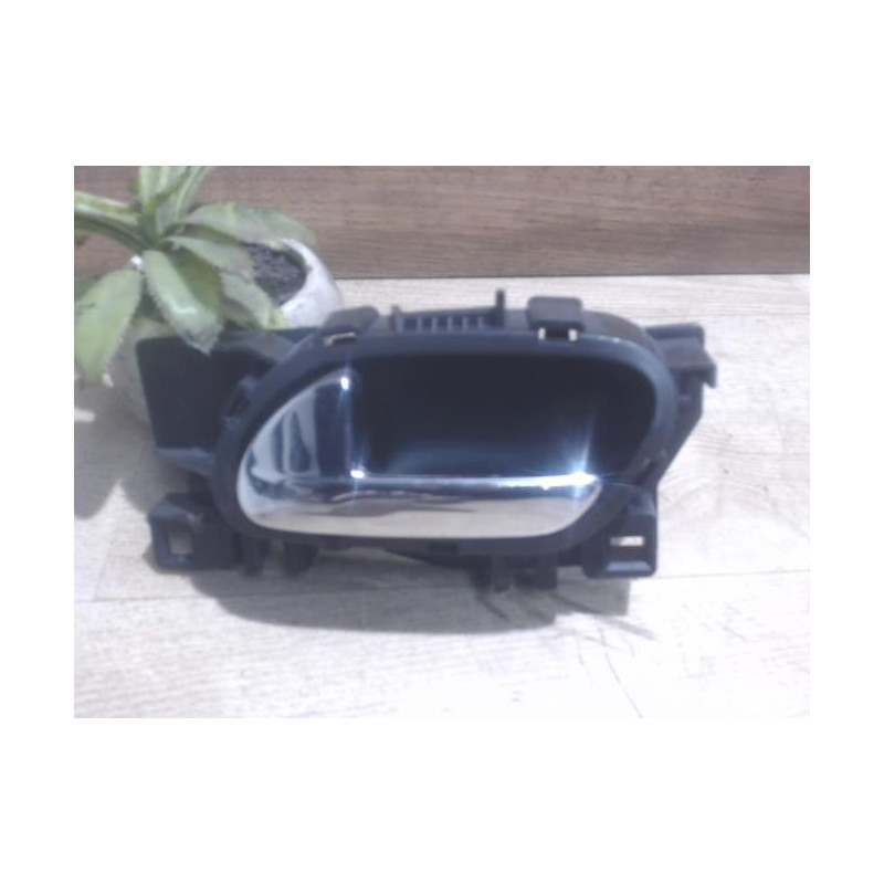 Poignee interieur avant gauche CITROEN C4 PICASSO 1 d’occasion
