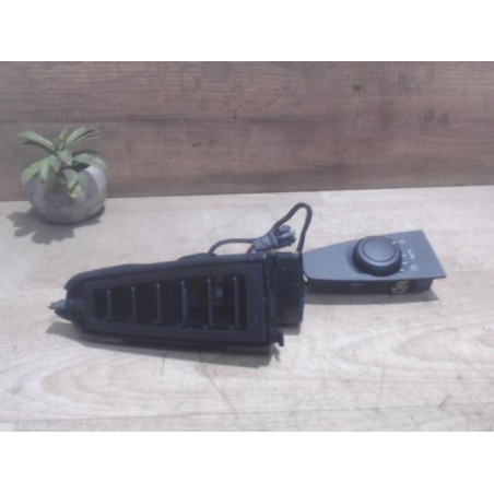 Aerateur tableau de bord avant droit CITROEN C4 PICASSO 1 d’occasion