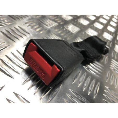 Attache ceinture arriere droit RENAULT CLIO 1 PHASE 3 d’occasion