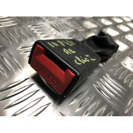 Attache ceinture arriere centrale RENAULT CLIO 1 PHASE 3 d’occasion