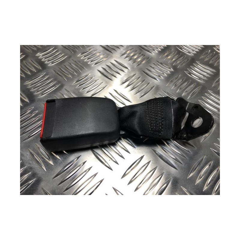 Attache ceinture arriere centrale RENAULT CLIO 1 PHASE 3 d’occasion