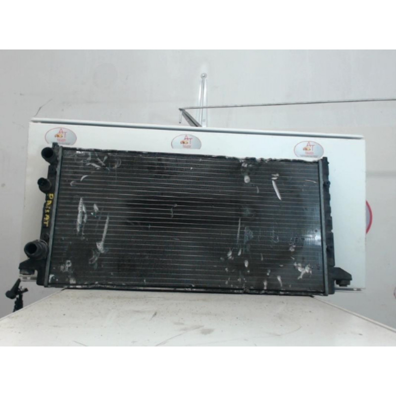 Radiateur eau VOLKSWAGEN PASSAT IV (3A5) BREAK d’occasion