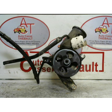 Pompe de direction TOYOTA YARIS I PHASE 1 d’occasion