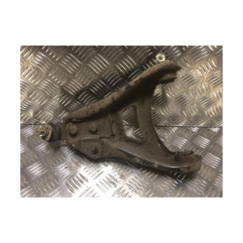 Triangle avant gauche RENAULT CLIO 1 PHASE 3 d’occasion
