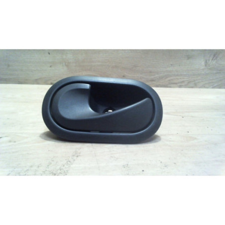 Poignee interieur porte laterale gauche RENAULT MODUS PHASE 1 d’occasion