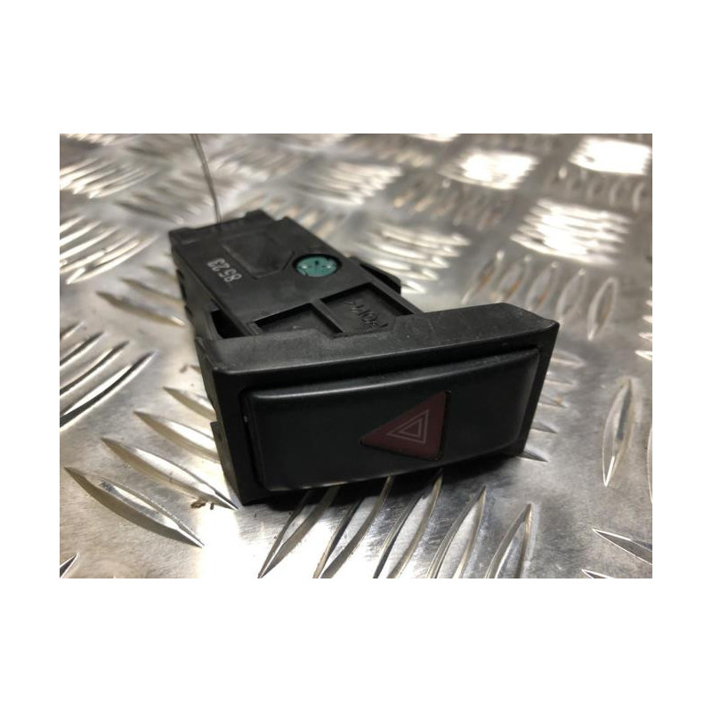 Bouton de warning SUZUKI JIMNY 1 PHASE 2 d’occasion